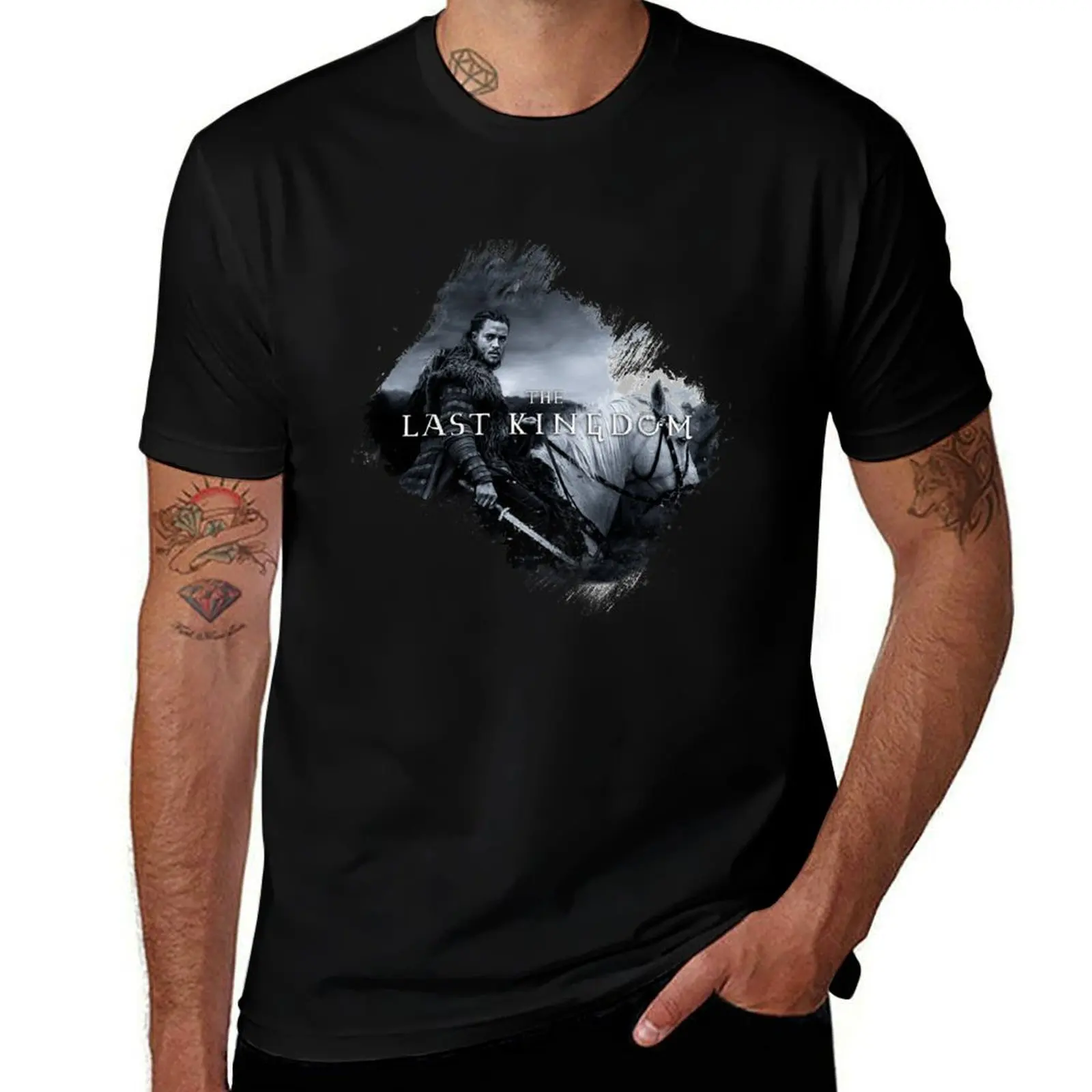Retro Vintage Uhtred Of Bebbanburg The Last In Kingdom Gifts For Music Fans T-Shirt Tough Fabric Work Tee
