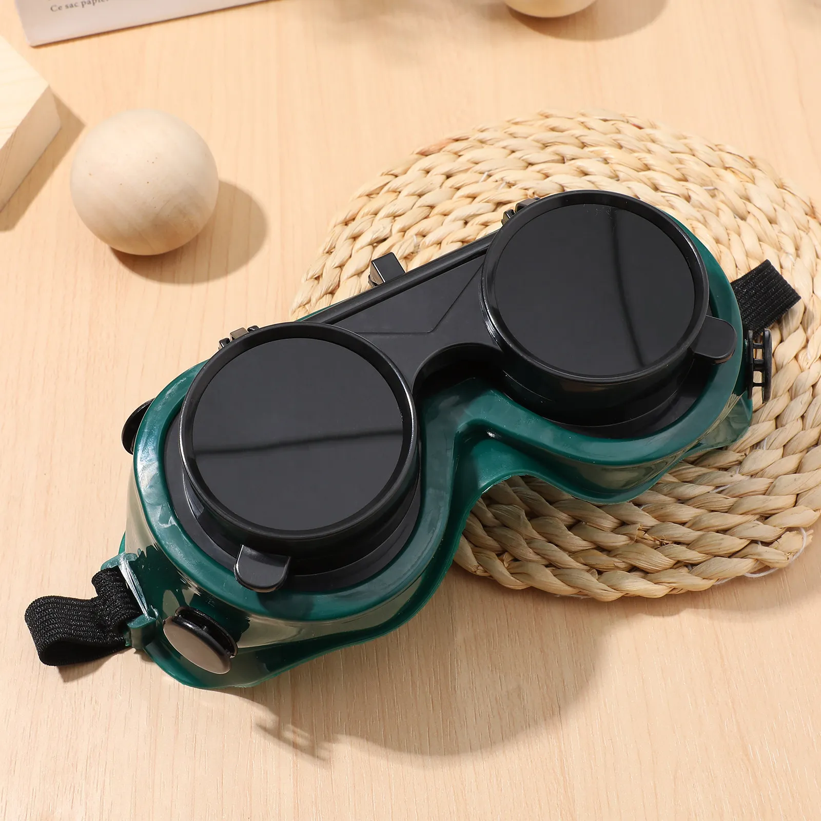 Goggles Eye Protection Glasses Dark Green Athermal Welding Lenses Adjustable Strap Safety Goggles Welding Eye Protection Glasses