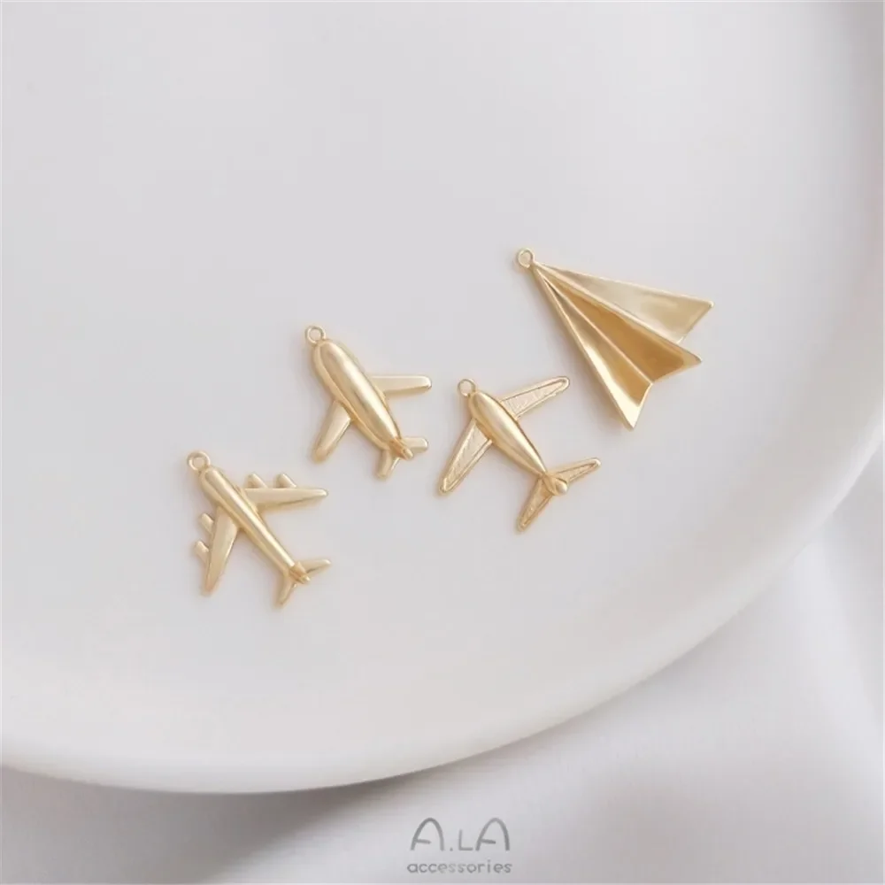 14K gold three-dimensional aircraft pendant paper aircraft pendant handmade DIY bracelet necklace jewelry fashion pendant