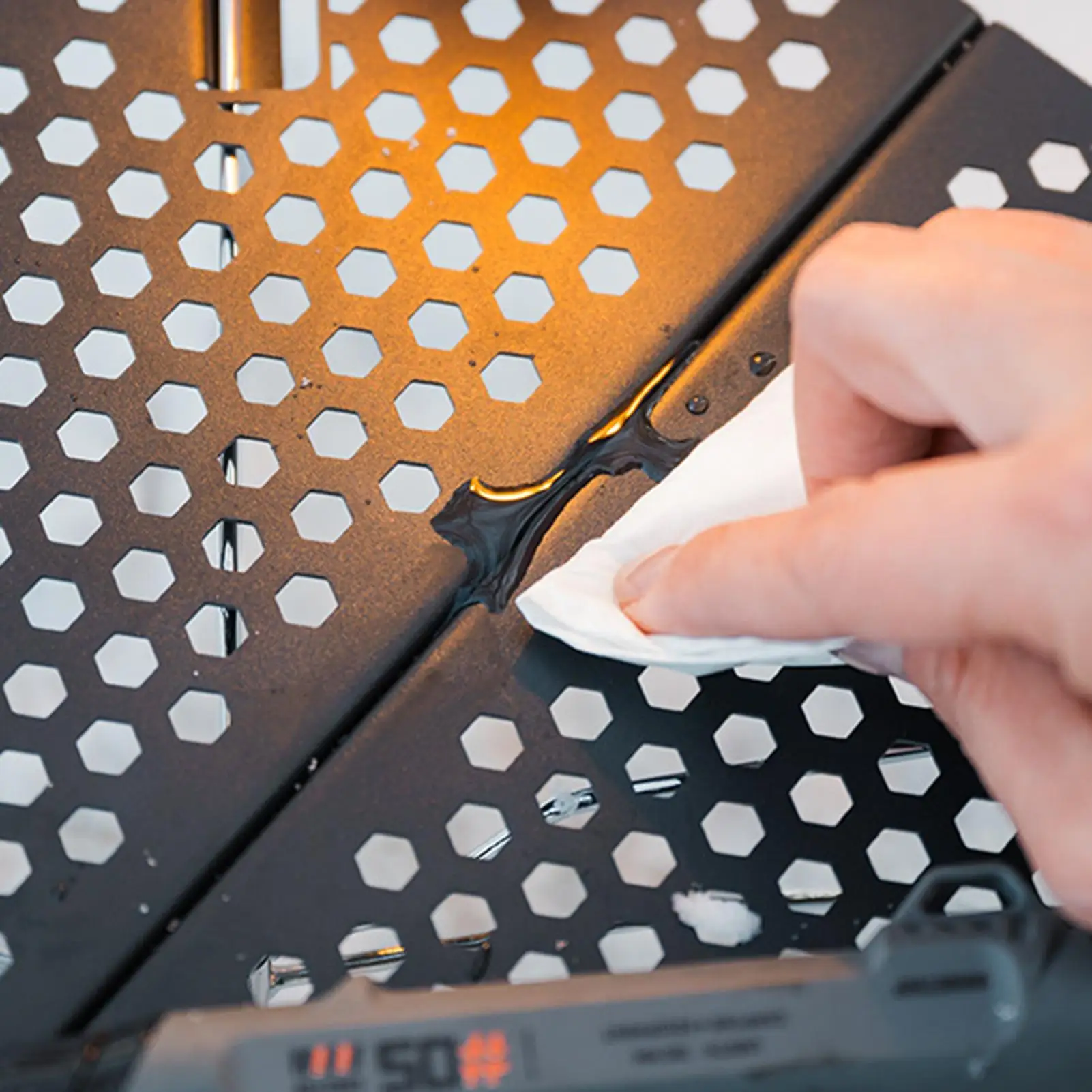 petite-table-pliante-portable-legere-gain-de-place-resistante-aux-intemperies-avec-support-en-x-pour-le-camping-la-cuisine-l'interieur-l'exterieur-et-la-randonnee