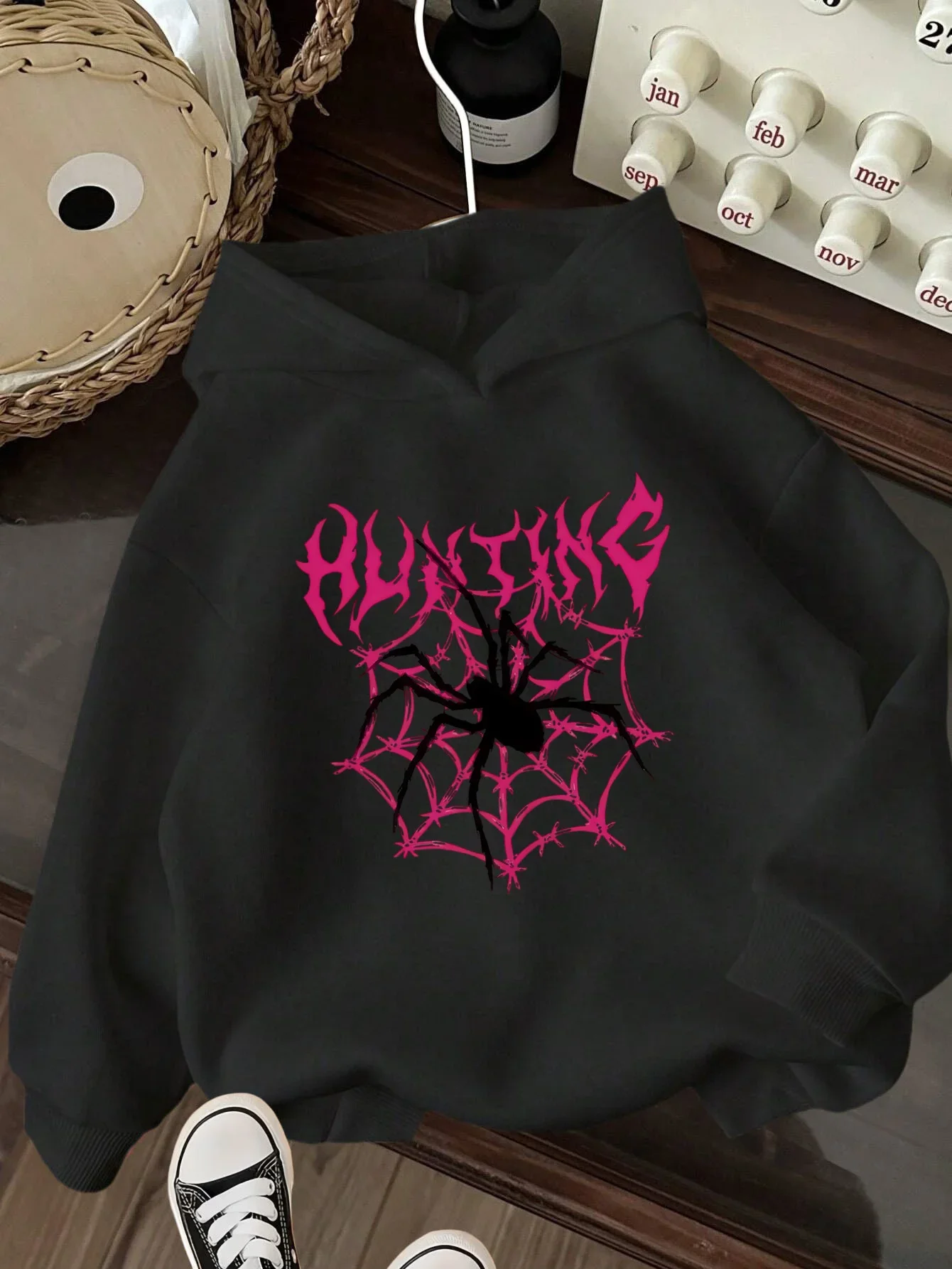 Kids Y2K Spider Web Print Hoodie Gothic Hunting Letter Pullover Autumn Winter Fleece Warm Streetwear Children Hooded Sweatshirt