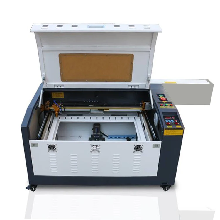 آلة النقش بالليزر CO2 التجارية عالية الدقة 40 * 60 سم للصفائح المطاطية إلى المكسيك، 28982