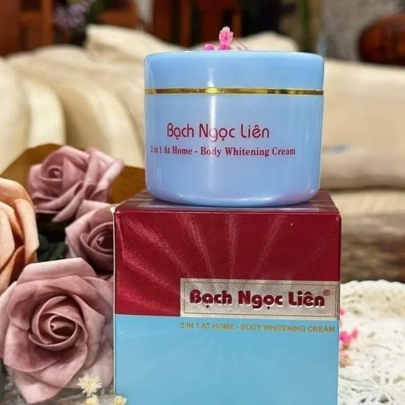 Silky Glow Body Lotion with Natural Extracts, Intensive Nourishing Body, Even & Radiant Skin Tone body bach ngoc lien