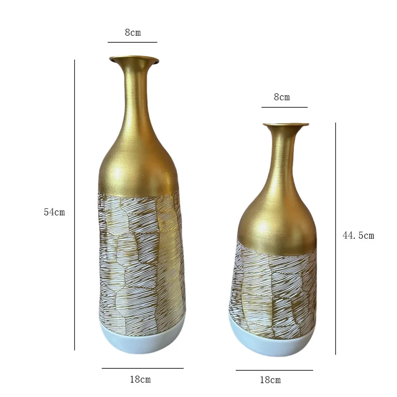 Retro vase two-piece set, handmade three-dimensional hammer pattern metal flower device