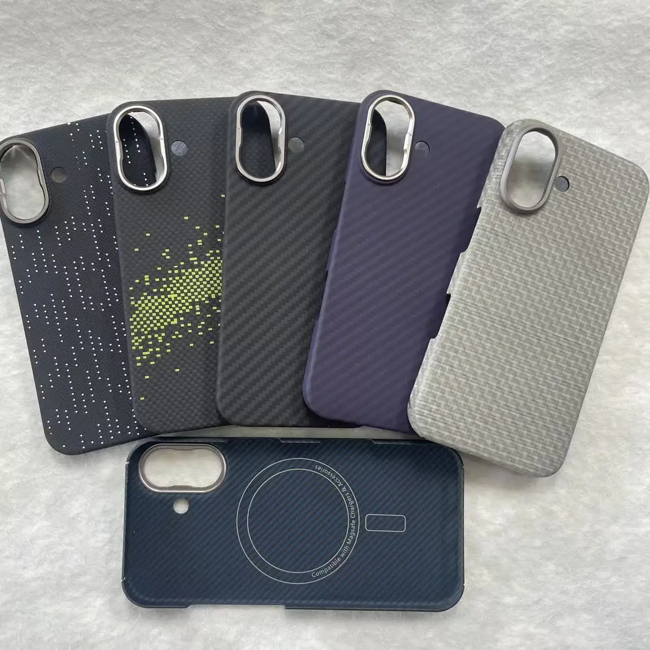 AKATIP True Aramid Carbon Fiber Magnetic Ultra-Thin Case For IPhone 16 Plus Charging Shockproof Cover Funda 16