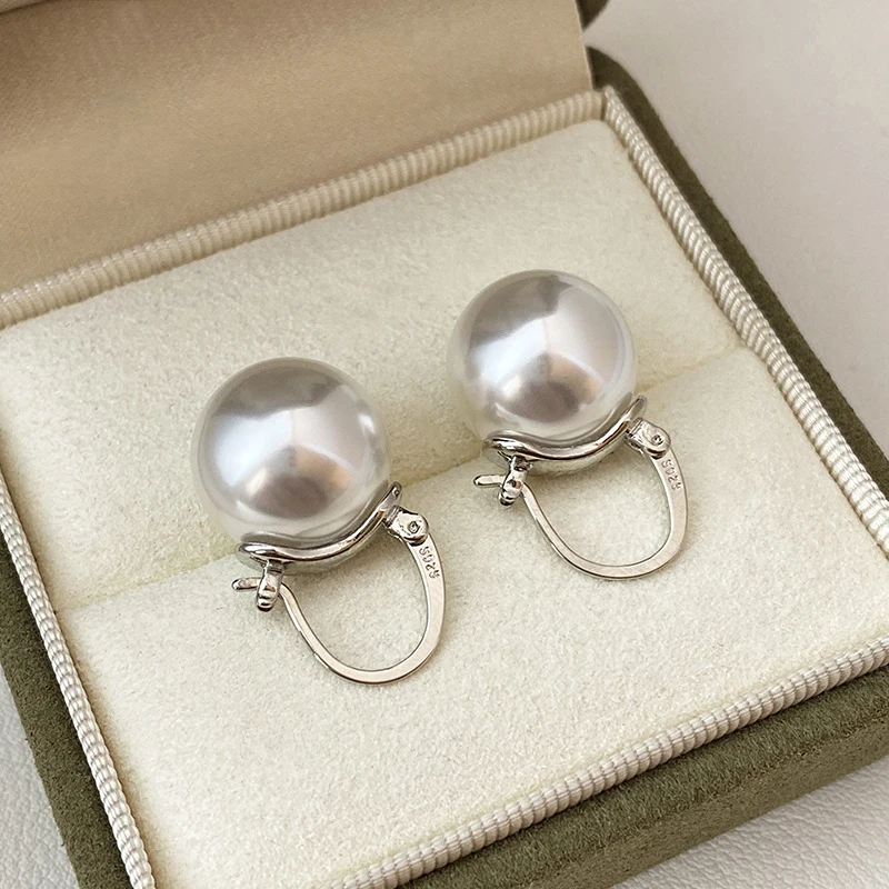 Aurora Natural Australian Mother-of-Pearl 925 Silver Needle Geometric Round Bead Earrings with Elegant and Sophisticated Design