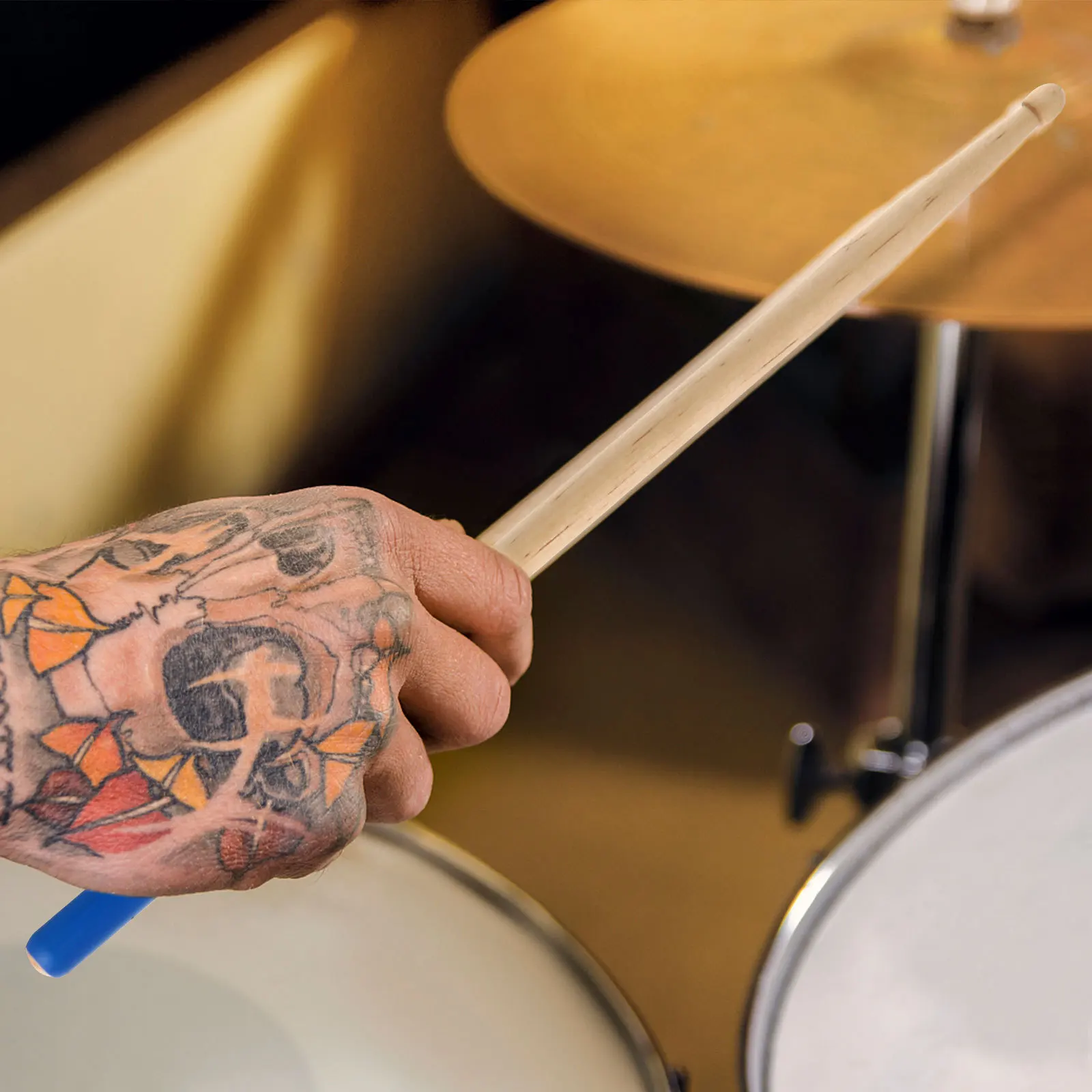 

2Pairs Maple Drumsticks Anti-Slip Snare Drum Non-Skid Handle Wood Tip Drum Practice Performance Anti-Skid Drumsticks
