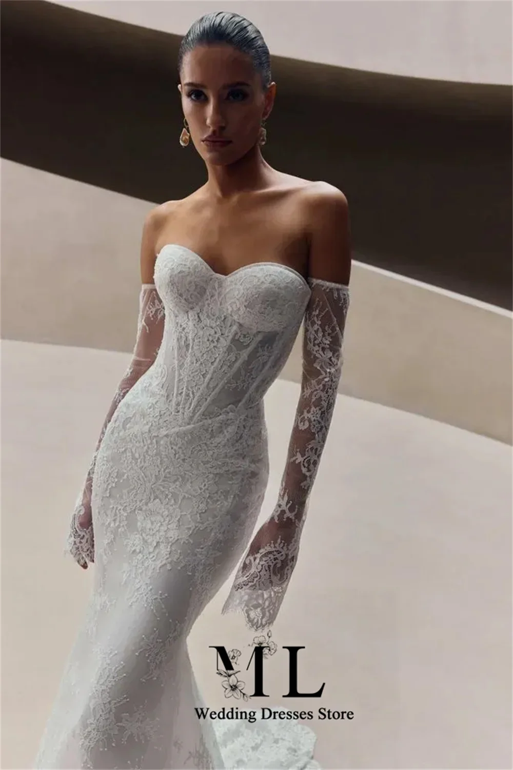 ML Delicate Lace Mermaid Wedding Dress Strapless Sweetheart Button Back Bodice Court Train Sheer Sleeves Bridal Gowns Customied