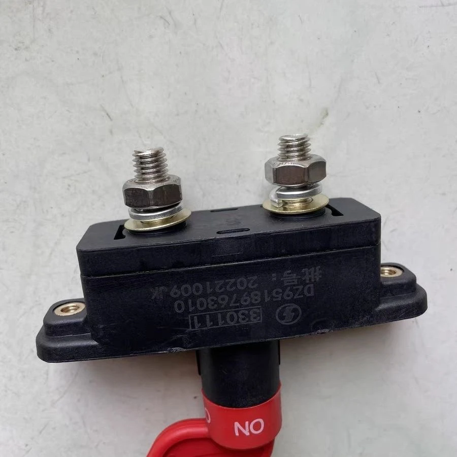 حفارة Sany SY215-8 بطارية الفرامل انقطاع التيار الكهربائي التبديل تسرب التبديل الطاقة الرئيسية التبديل الملحقات