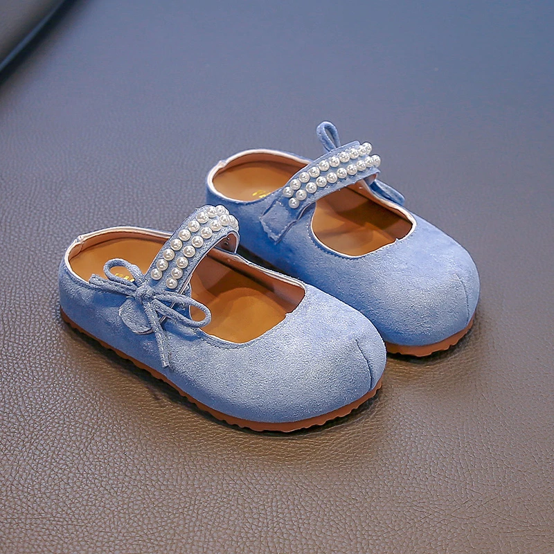 

Children's Girls Suede Slippers Pearl Decoration Korean Fashion Soft Soles Non-Slip Sandals Multifunctional Princess Flat Shoes