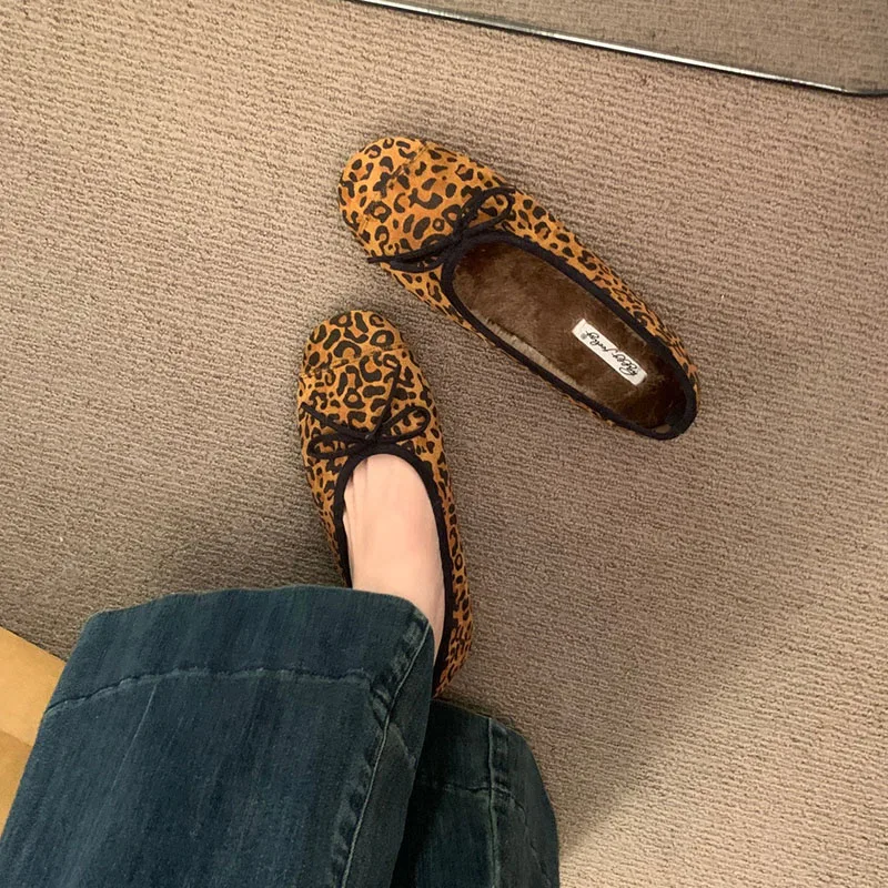 Modische Ballerinas mit runder Spitze für Damen, warme, lässige Damenschuhe, Pelzschuhe für Damen, neues Schuhwerk – Detail 9