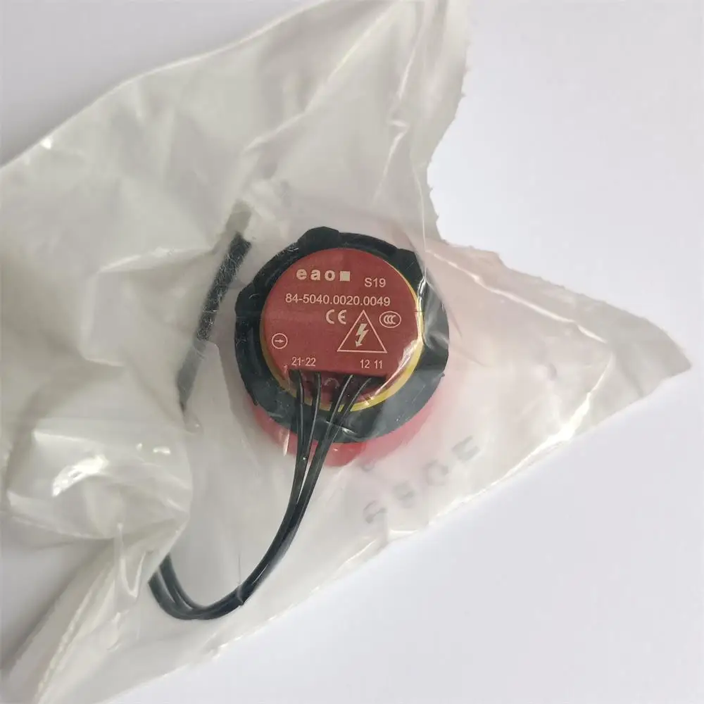 

Швейцария eao Кнопка аварийной остановки 84-5020 84-5030 84-5040 84-5041 84-5120 84-5140 84-5240 84-5340 84-6420 84-6820