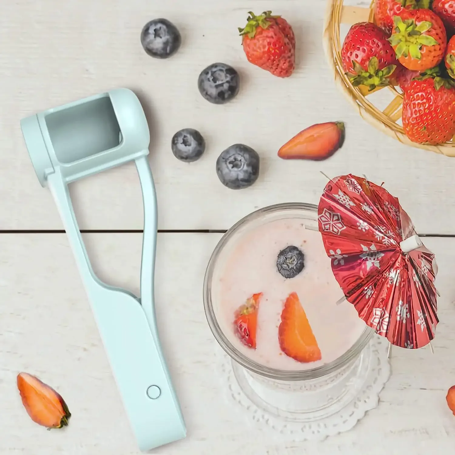 Multifunctional Handheld Fruit Slicer Complementary Food Manual Strawberry Cutter New Manual Grape Slicer Household Fruit Tools