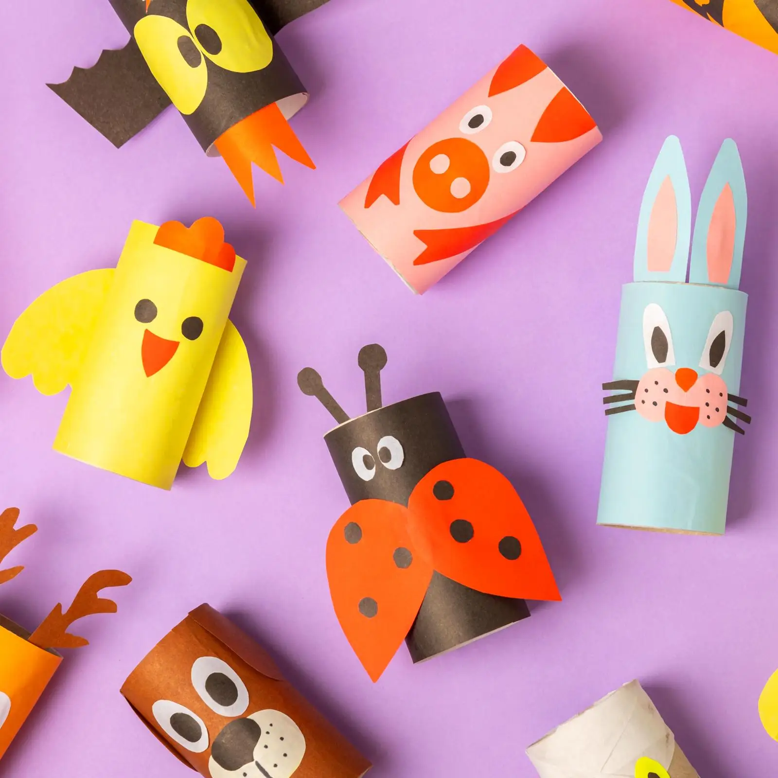 Рисунок 4 - бумажные трубки, материал для граффити,