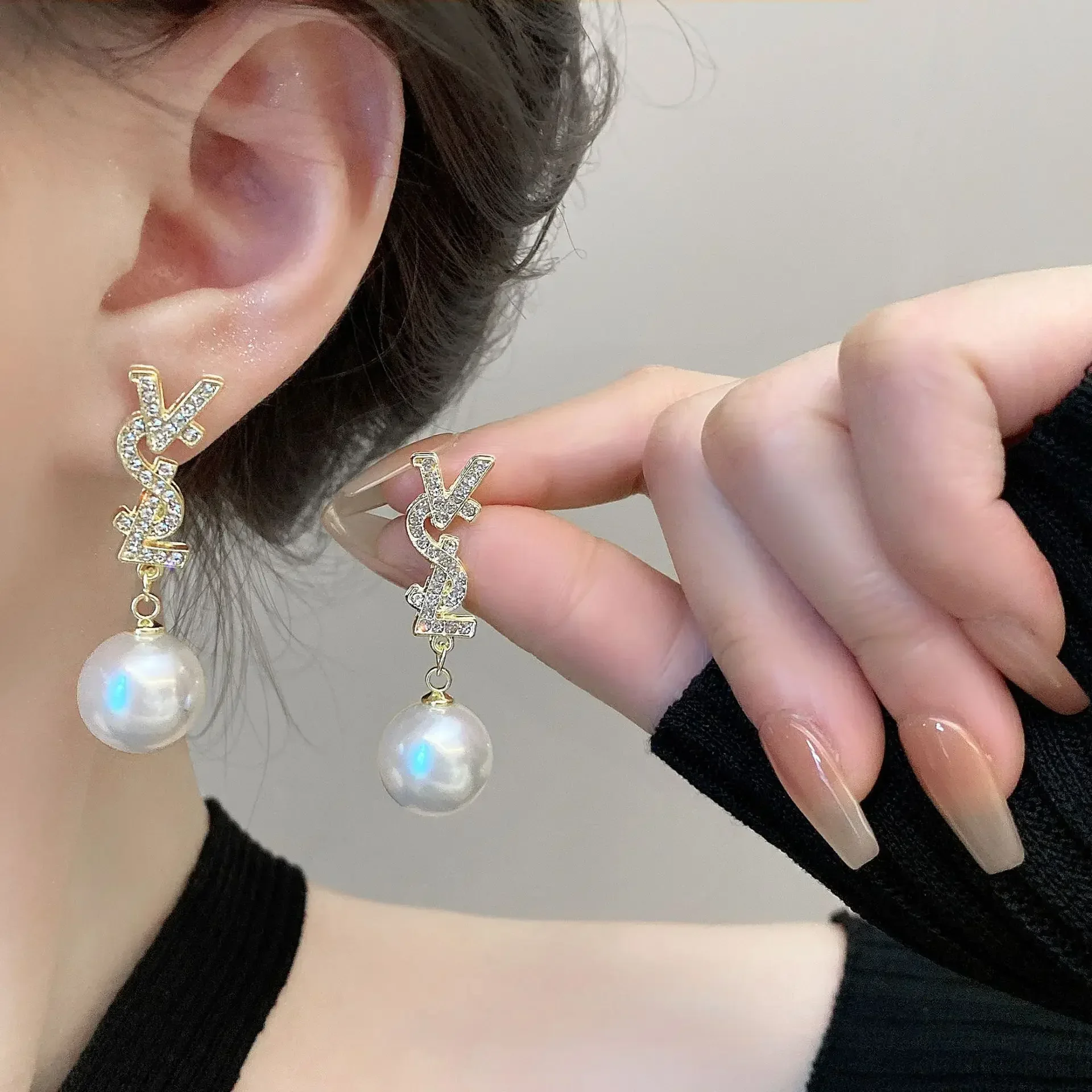 الفاخرة الذهب اللون ماتي الملمس المعادن الرجعية أقراط للنساء الفتيات موضة حفلة الاتجاه مجوهرات الحفلات هدايا أقراط 2024