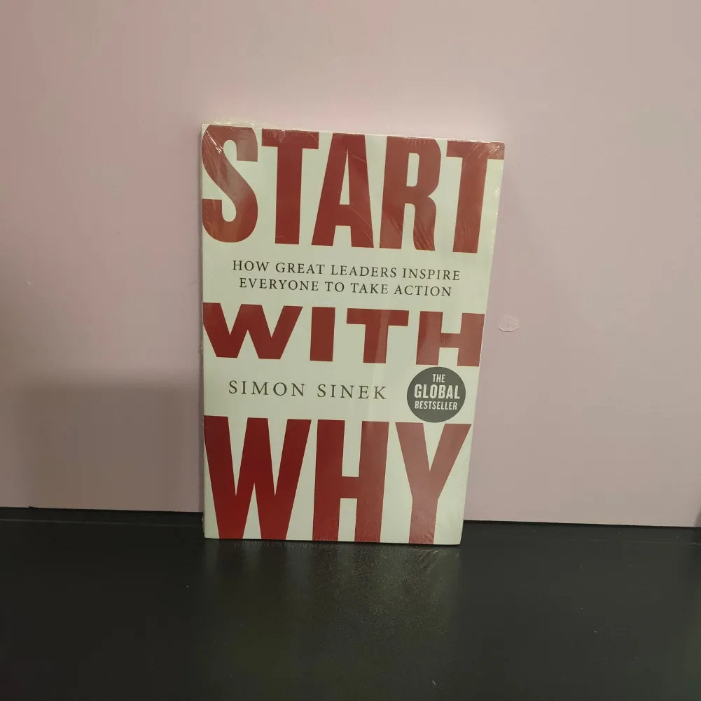 ابحث عن لماذا والبدء مع Why من Simon Sinek للإدارة التحفيزية والقيادة والأعمال التجارية والروايات الإنجليزية وغلاف عادي