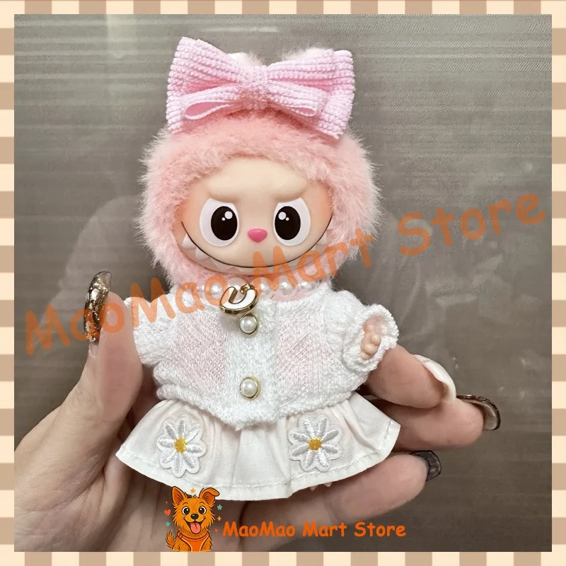 

Полотна для Labubu4.0 Secret Code Детская одежда в одном стиле, как сахарный шарик Mokoko, серия для вечеринок, красивое милое платье с ромашками