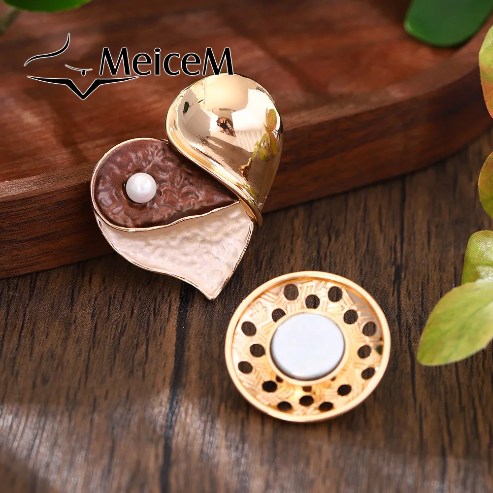 MeiceM Magnetic Button Brooch Zinc Alloy Heart Shape Three Layer Design Pearl Set Elegant Temperament Layered Brooch For Women