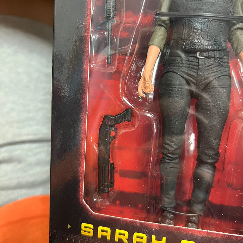 Original NECA Terminator Dark Fate Movie anziani Sarah Connor 7 pollici Action Figure Model Toy Gifts