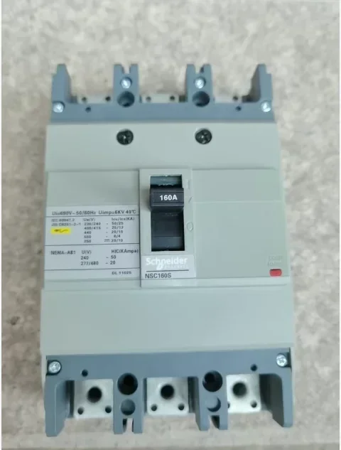 Moulded case circuit breaker NSC 3P 125A 160A 200A 250A fineness 99 new accessories complete
