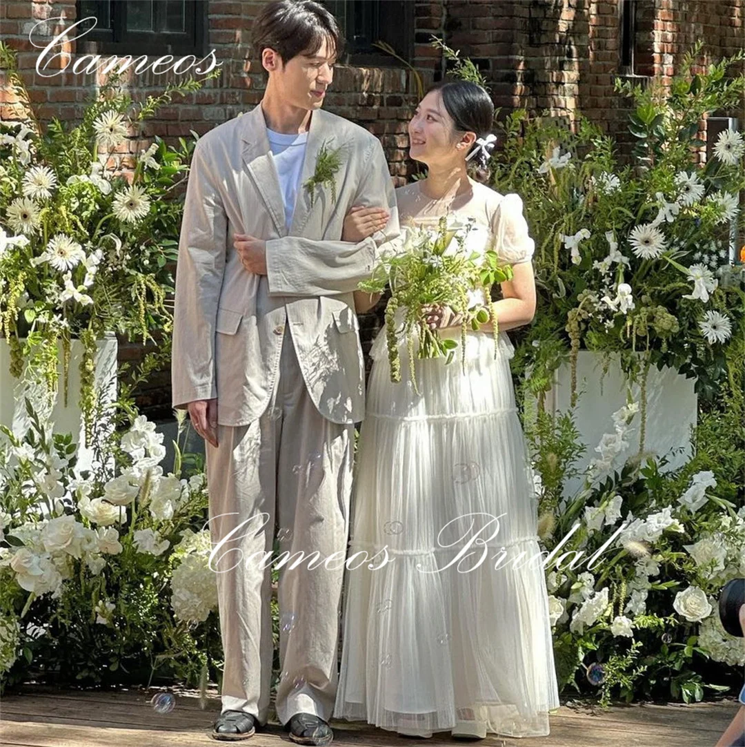 

SONDR Korea Scoop Wedding Dress Custom Made Formal Bride Dress Ivory 웨딩드레스 Short Sleeves Tulle Pleated Wedding Gown Bridal