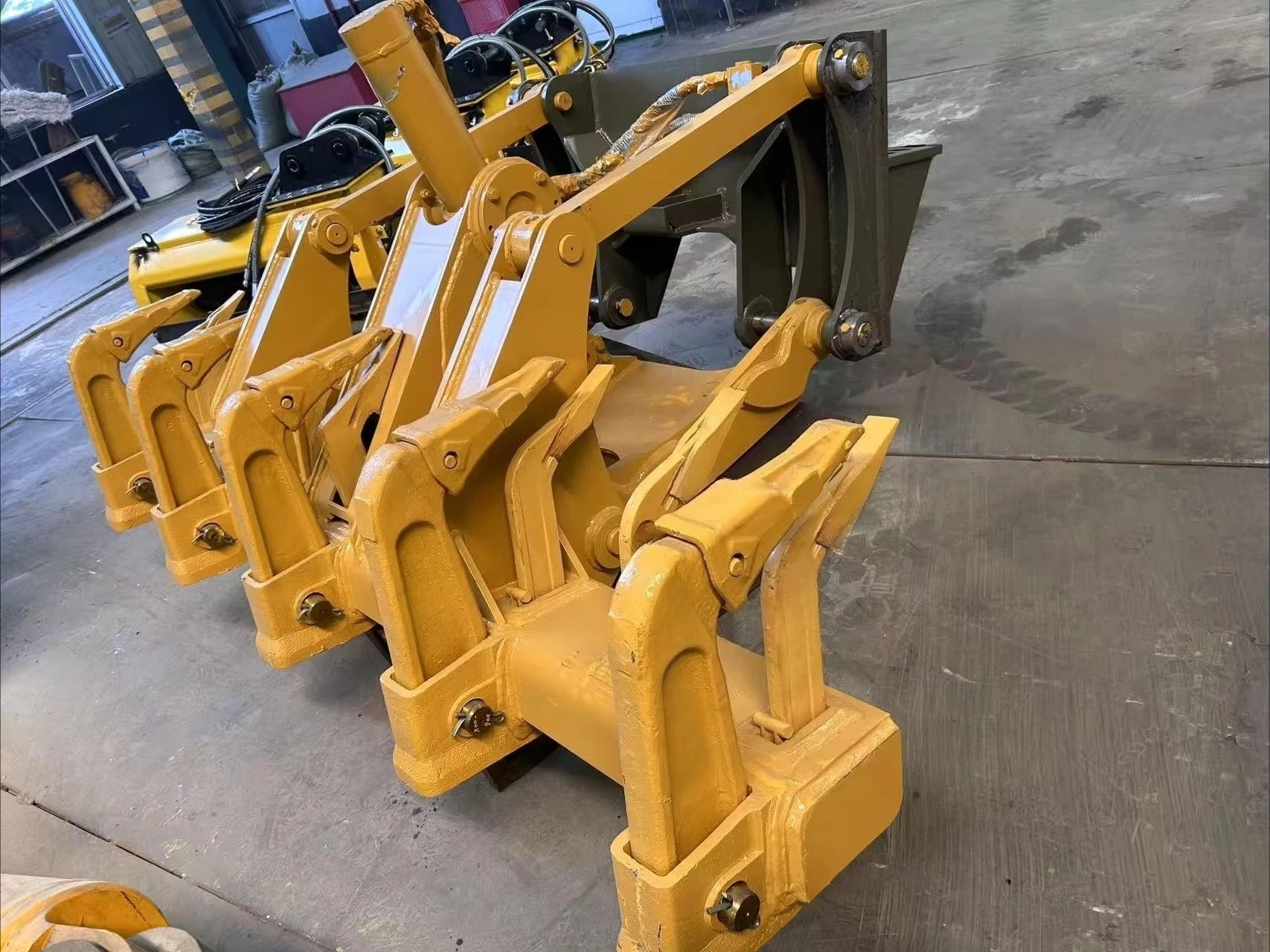 MONDE New Shank Ripper Digging Construction Machinery Parts D65 D85 Bulldozer Ripper with Engine and Motor