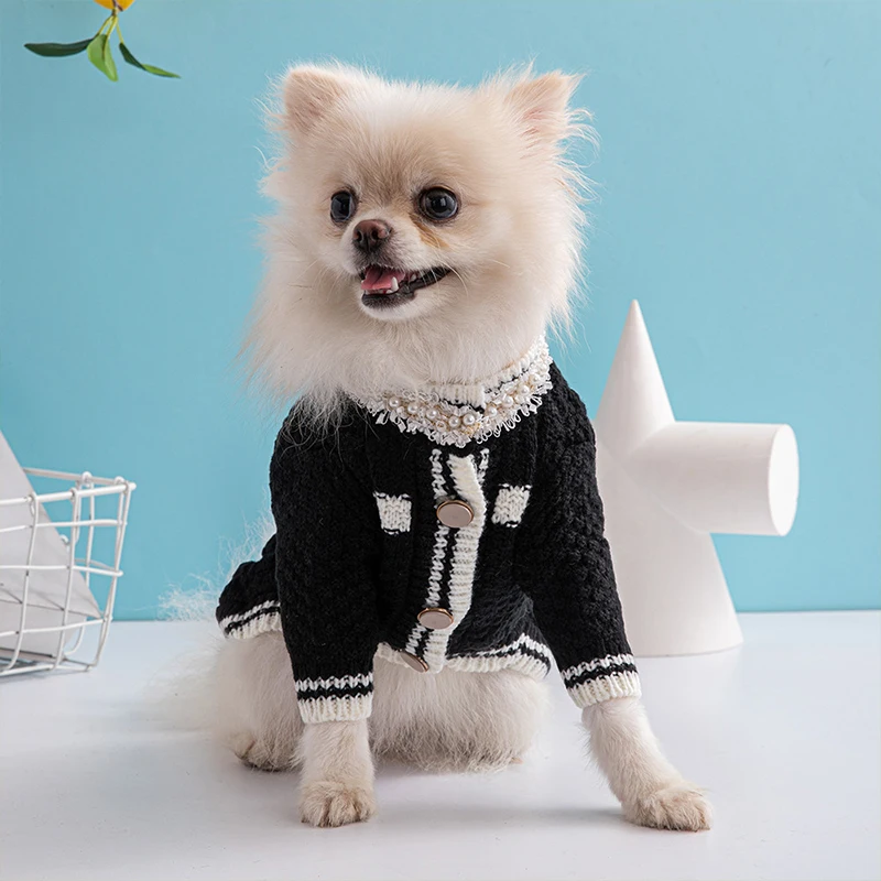 

Autumn Winter Chunky Warm Pet Sweater Designer Luxury Pearl Decoration Pomeranian French Bulldog Coat Dog Clothes Puppy Clothing