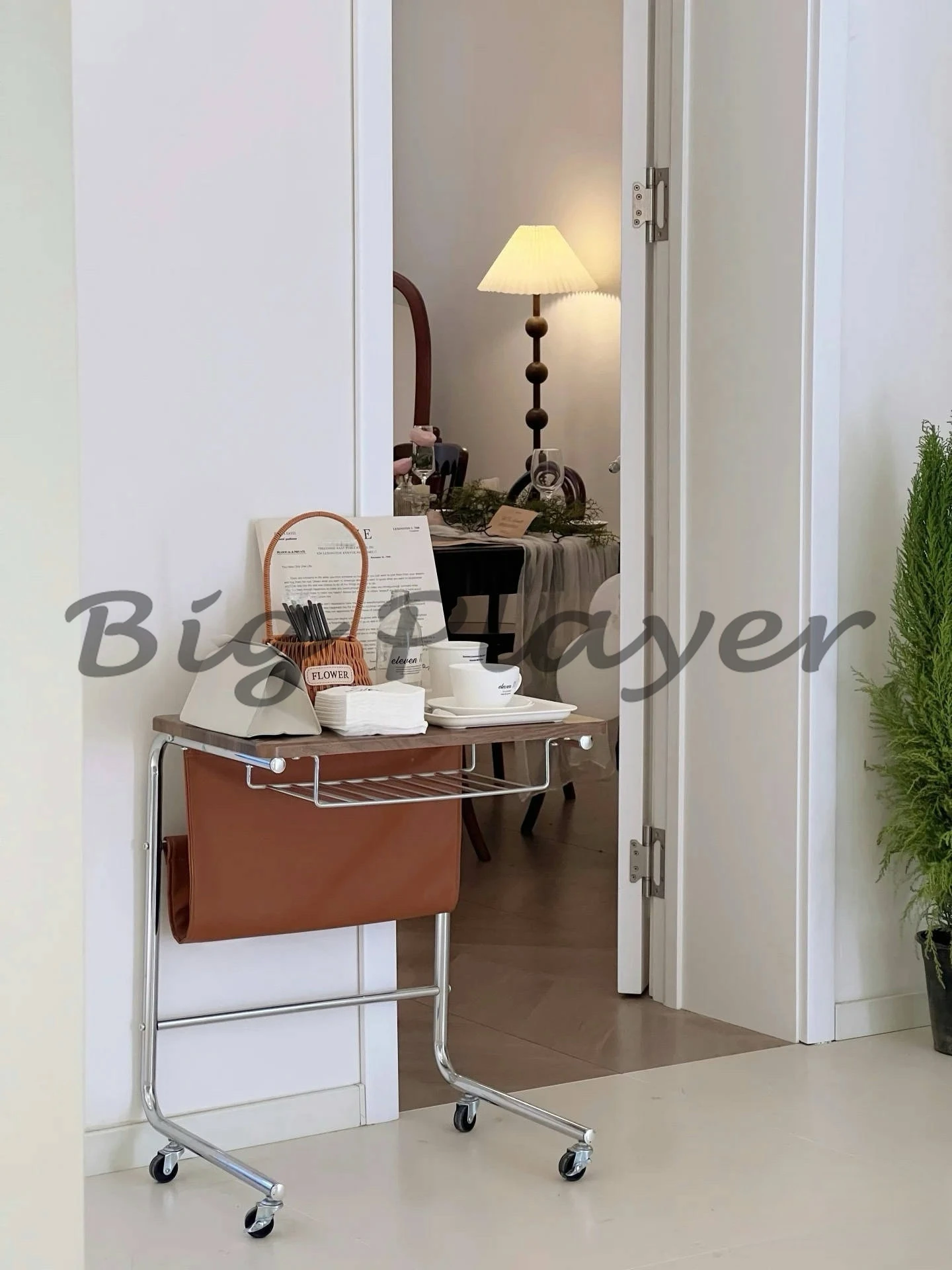 

Portable Practical Side Table/with Metal Storage Rack and Leather Storage Bag