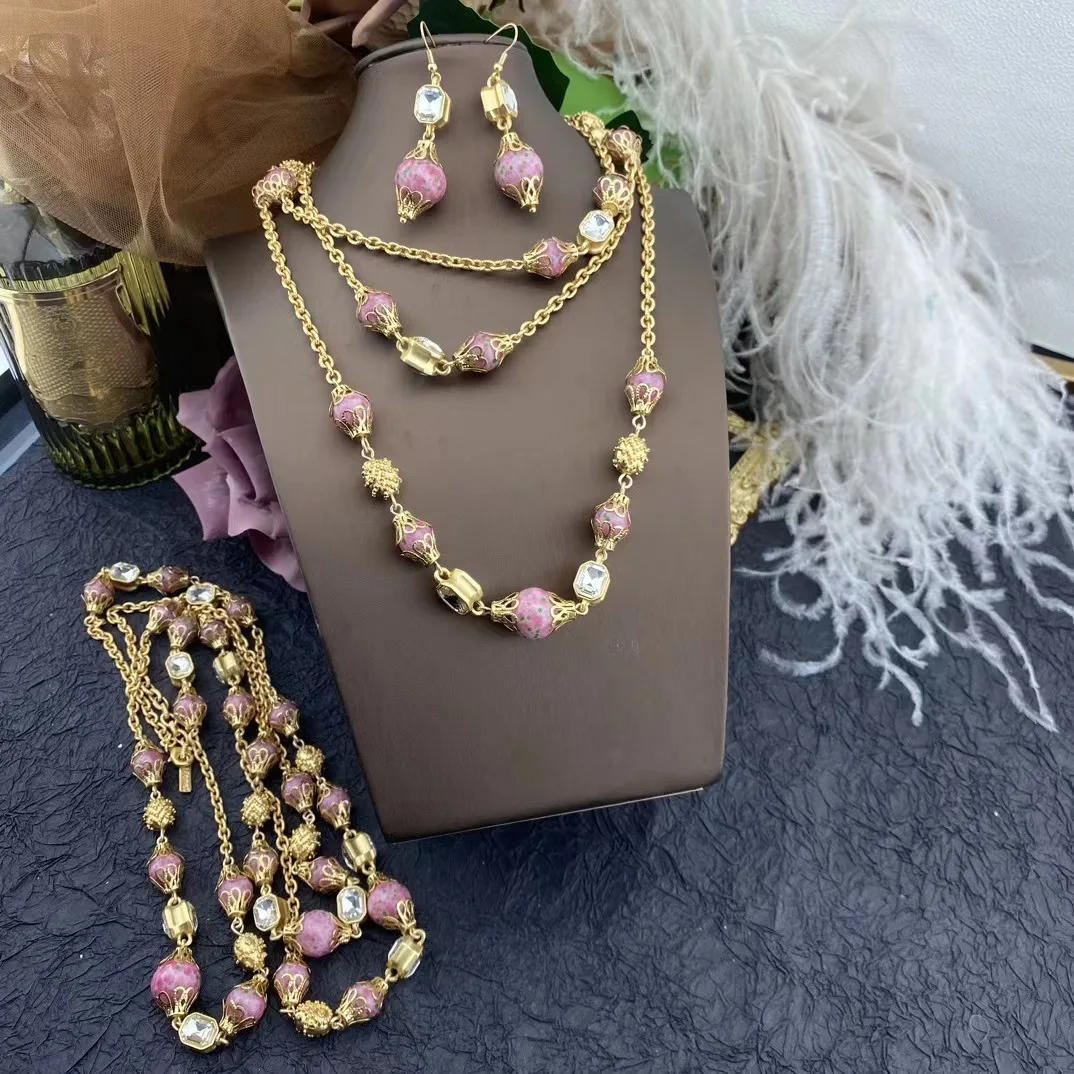 Medieval 136cm long double-layer three-layer necklace old material pink frog point emerald necklace rhinestone necklace, earring