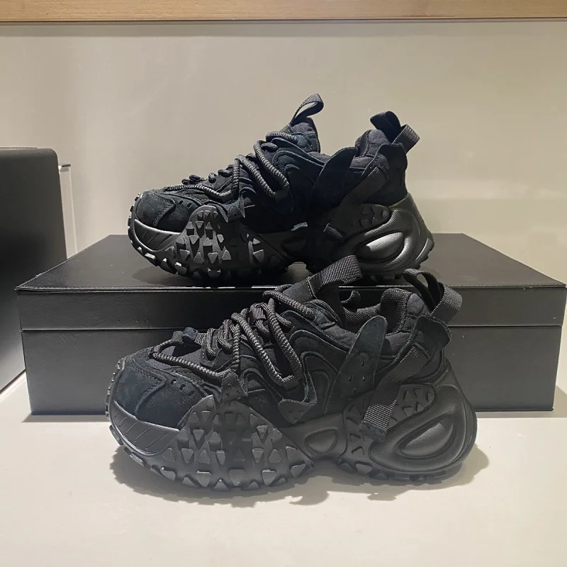 Slimming Dad Shoes Men's 2025 Summer New round Toe Sports Casual Shoes Thick Bottom Tire Design Breathable Mesh Upper