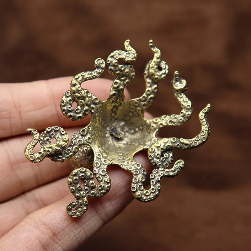 1Pc Octopus Statue Metal Brass Tea Pet Table Ornament Lucky Home Decorations Accessories Antique Tea Set Craft Home Decoration view 3