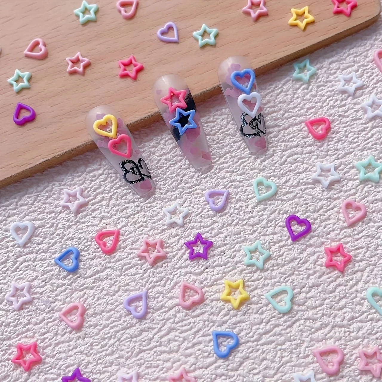 Décorations pour Nail Art en résine, 100 pièces, étoiles et cœurs creux, Gel crème coloré assorti, accessoires de bricolage pour Nail Art, Non parfumé