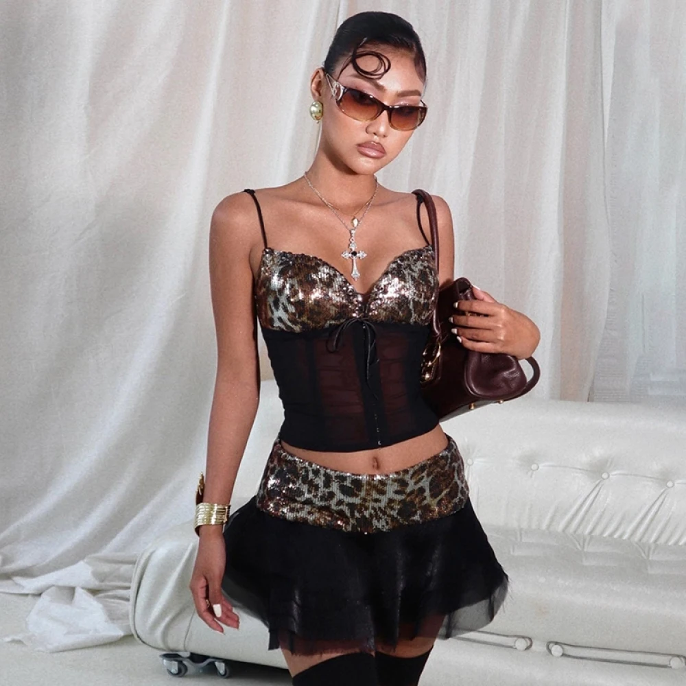 SylCue imprimé léopard 2 pièces ensembles femmes Sexy dos nu en forme de taille maille Patchwork hauts + jupes à paillettes brillantes ensemble de Style sauvage de rue