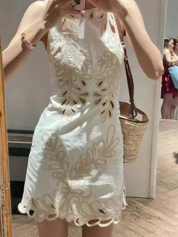 

Элегантное женское летнее платье с вышивкой, ажурным цветочным узором, приталенным силуэтом и круглым вырезом, модное, качественное, для дома