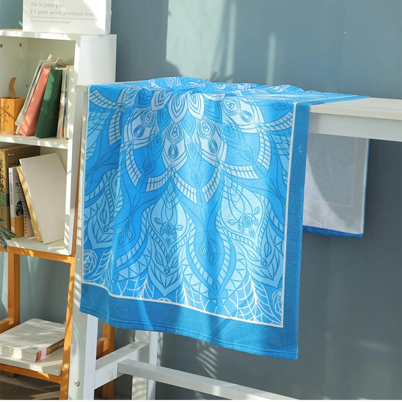 Absorbent and Quick-drying Beach Towel Microfiber Yoga Sports Towel Swimming Beach Towel Printed Seaside Bath Bath Towel70*140CM