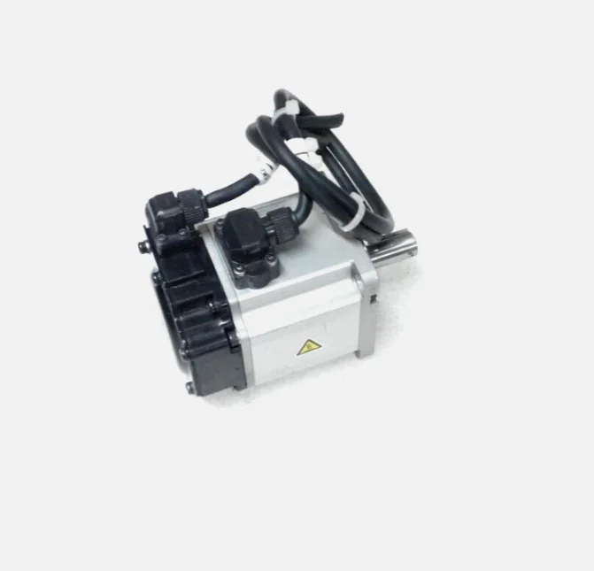 

100% Оригинальные R88M-1M40030T-S2, R88M-1M75030T-S2, R88M-1L1K030T-S2, абсолютно новые, гарантия 1 год, быстрая доставка