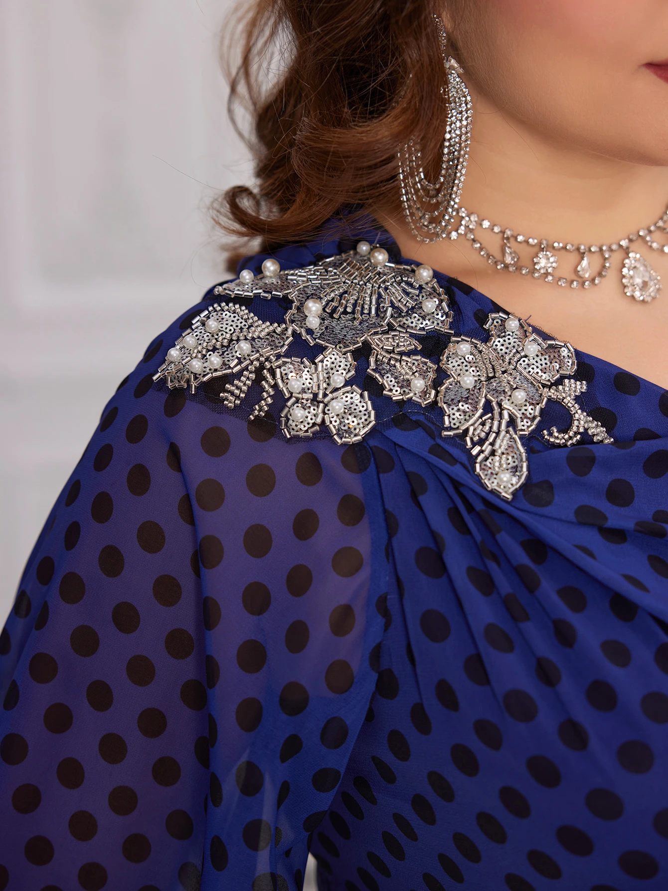 UNITHORSE عشوائي CutElegant مطرز مزين الرقمية البولكا نقطة المائية طباعة تنورة كبيرة ألف خط فستان سهرة شيفون #6