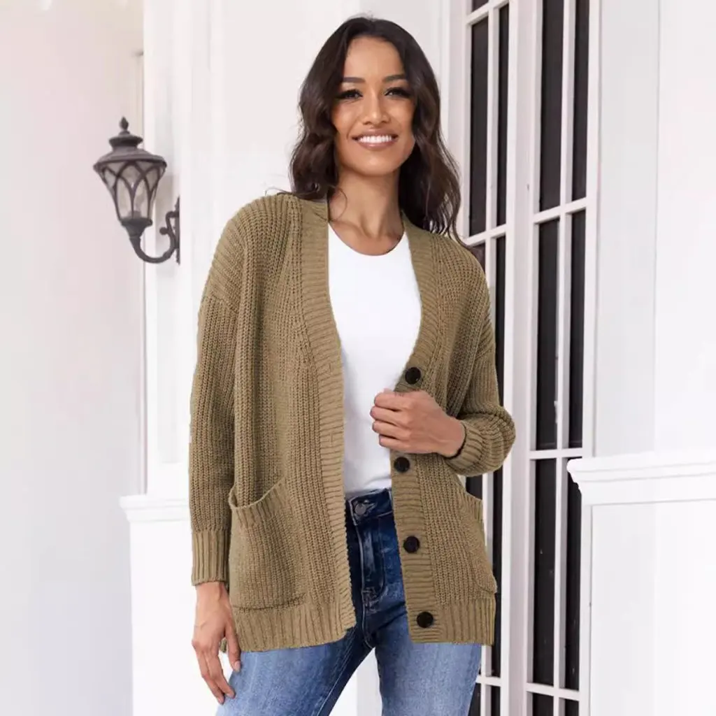 

Women's V Neck Cardigan Knitwear Jacket with Flap Pocket Loose Button Style for Autumn And Winter European And American Design