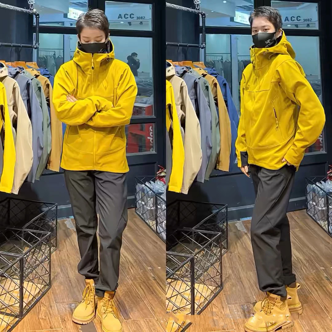 

Early Spring Outdoor Windproof Waterproof Faionable Soft ell Hooded Jaet Couple's Outerwear Men's Women's Casual Sle