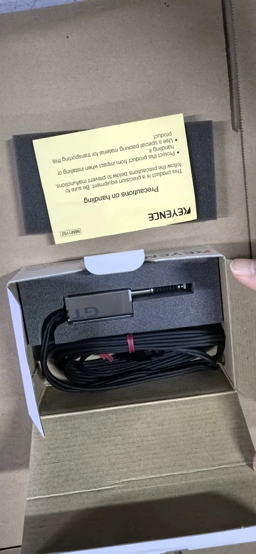 1PC  KEYENCE GT-H10  DIGITAL CONTACT SWITCH SENSOR GTH10  #Xhd2