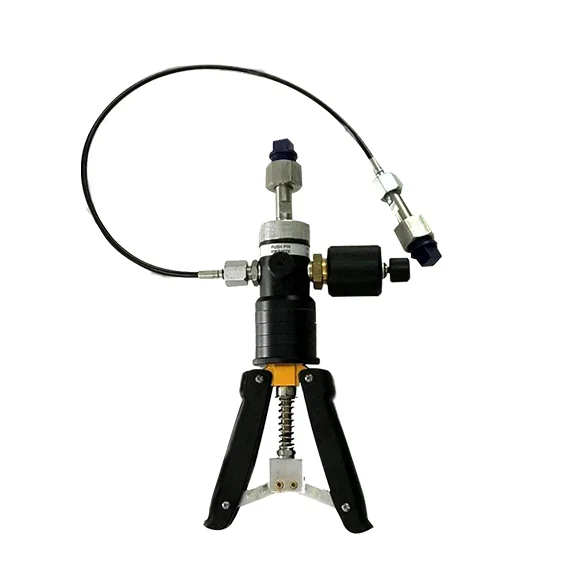 Best-in-class  Pneumatic Pressure Hand Pump 30 Bar Pressure Gauges Available at Wholesale Price from India