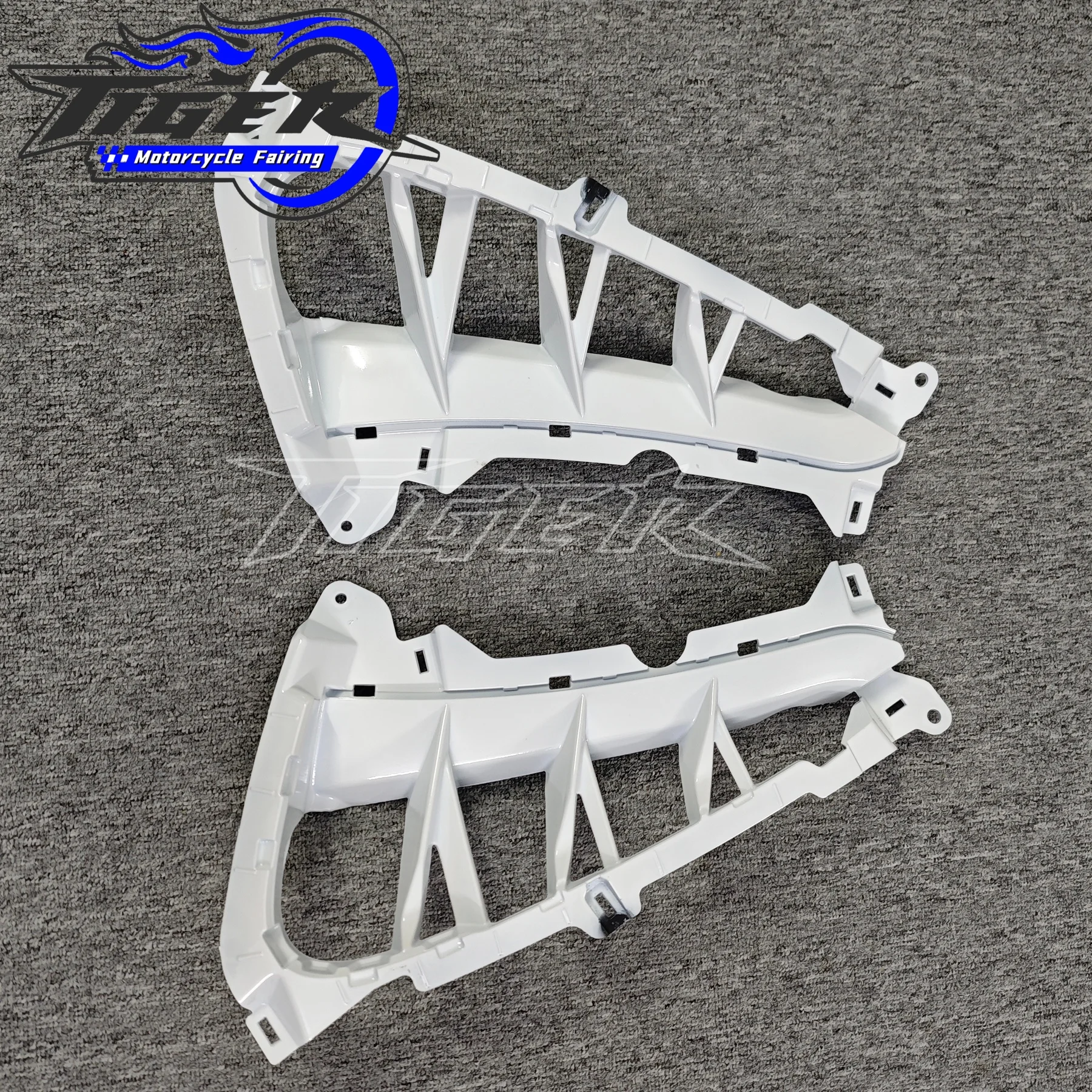 Motorcycle body fairing protective sticker reflective anti-scratch decorative sticker suitable for Suzuki GSXR1300 19 20 21