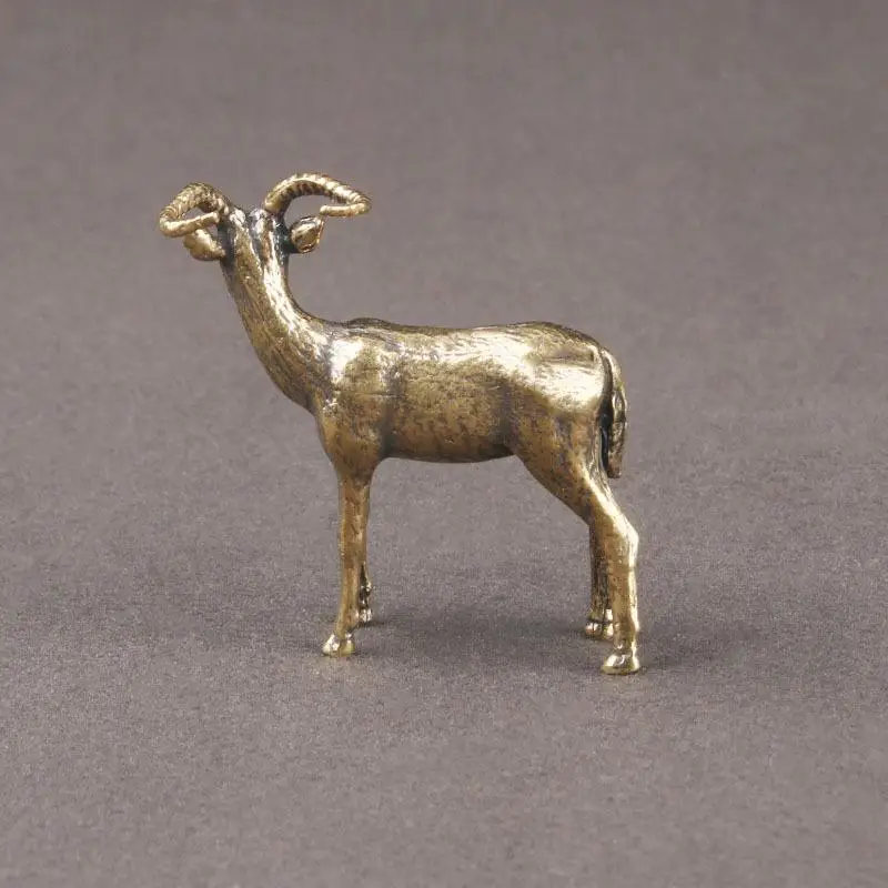 Vintage Copper Sheep Ornament Antique Brass Mini Figurine Lucky Antelope Statue for Home Office Shelf Decor Collection Gift