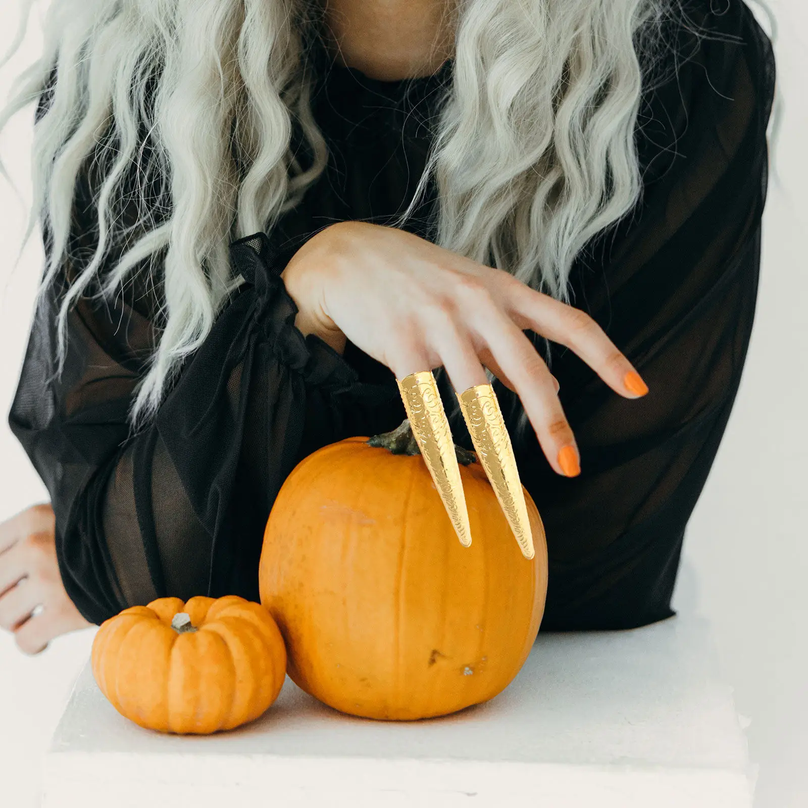 

5Pcs Finger Nail Tip Claw Rings Costume Alloy Fingertip Claws Halloween Cosplay Performance Props Party Supply