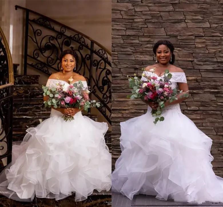 Customized Off Shoulder Mermaid Wedding Dresses Elegant Lace Appliuqes Plus Size Sweep Train Custom Made Bridal Gown
