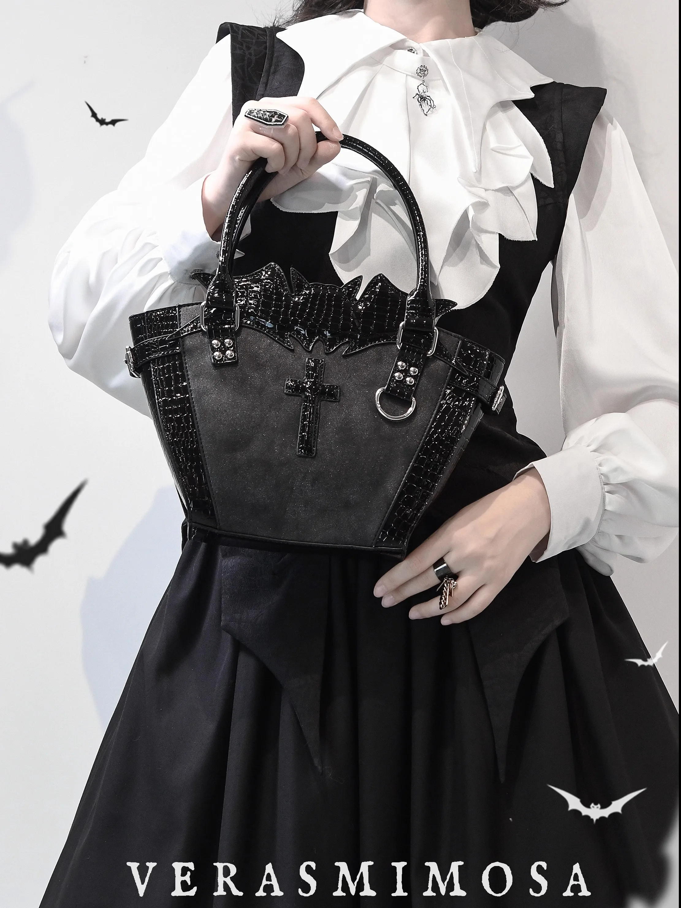 هالوين كرنفال كوس حقيبة يد سوداء ثقافة فرعية الإنتاج الضخم لوليتا أجنحة الخفافيش الحلو كول حمل حقيبة Harajuku Y2K حقيبة كروسبودي