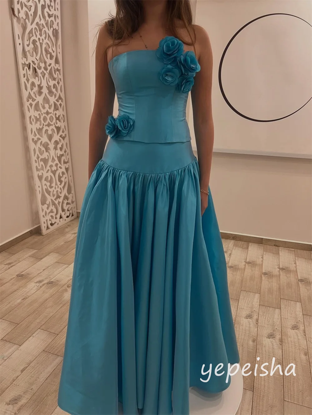 

Customized Blue Modern Style Pleat Handmade Flower Draped A-line Strapless Long Dresses for Woman Evening Dresses High Quality
