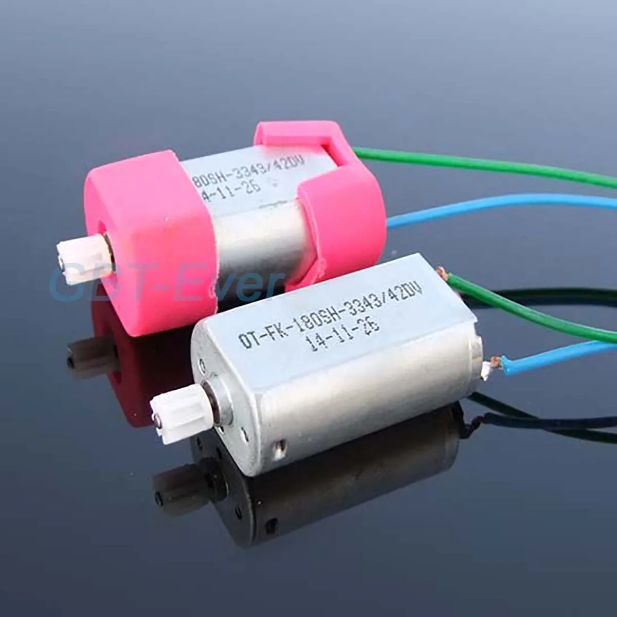 1Pcs High Torque Carbon Brush 180 Motor 6V 20000 RPM Strong Magnetic Micro DC Motor with Capacitor for Car and Boat Model