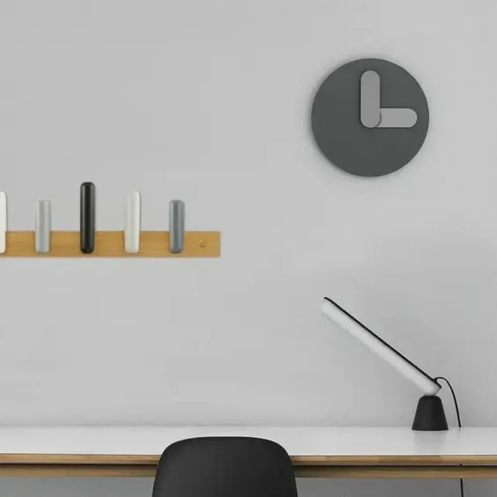 Nordic Living Room Circular Wall Clock Creative Unique Decor Simple Fashion Exquisite Mute Round Wall Clock 12/14 Inch