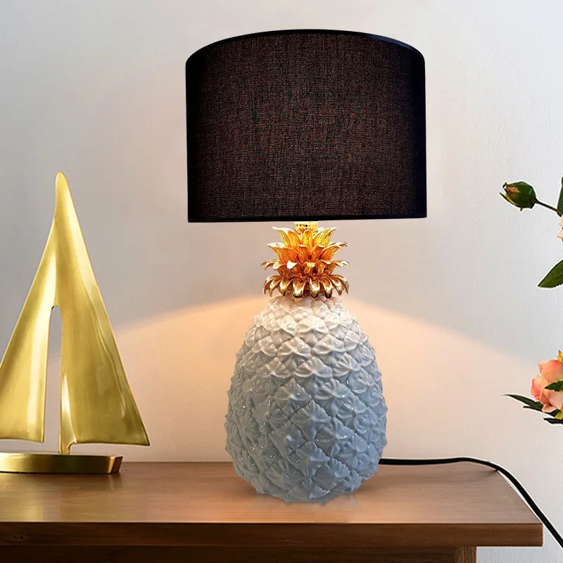 

Nordic Ceramics Pineapple Table Lamps for Living Room Home Decor Modern Led Desk Lamp Bedroom Bedside Study Hotel Night Lights